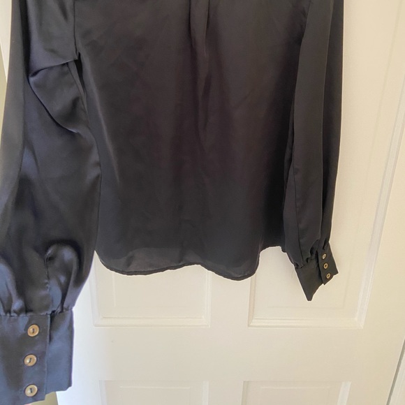 Satin button up - Picture 4 of 4